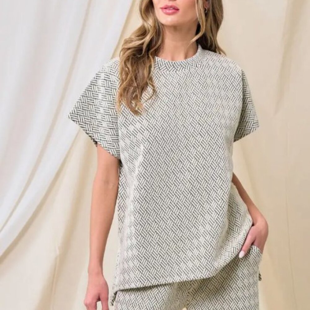 Short Sleeve Knit Top